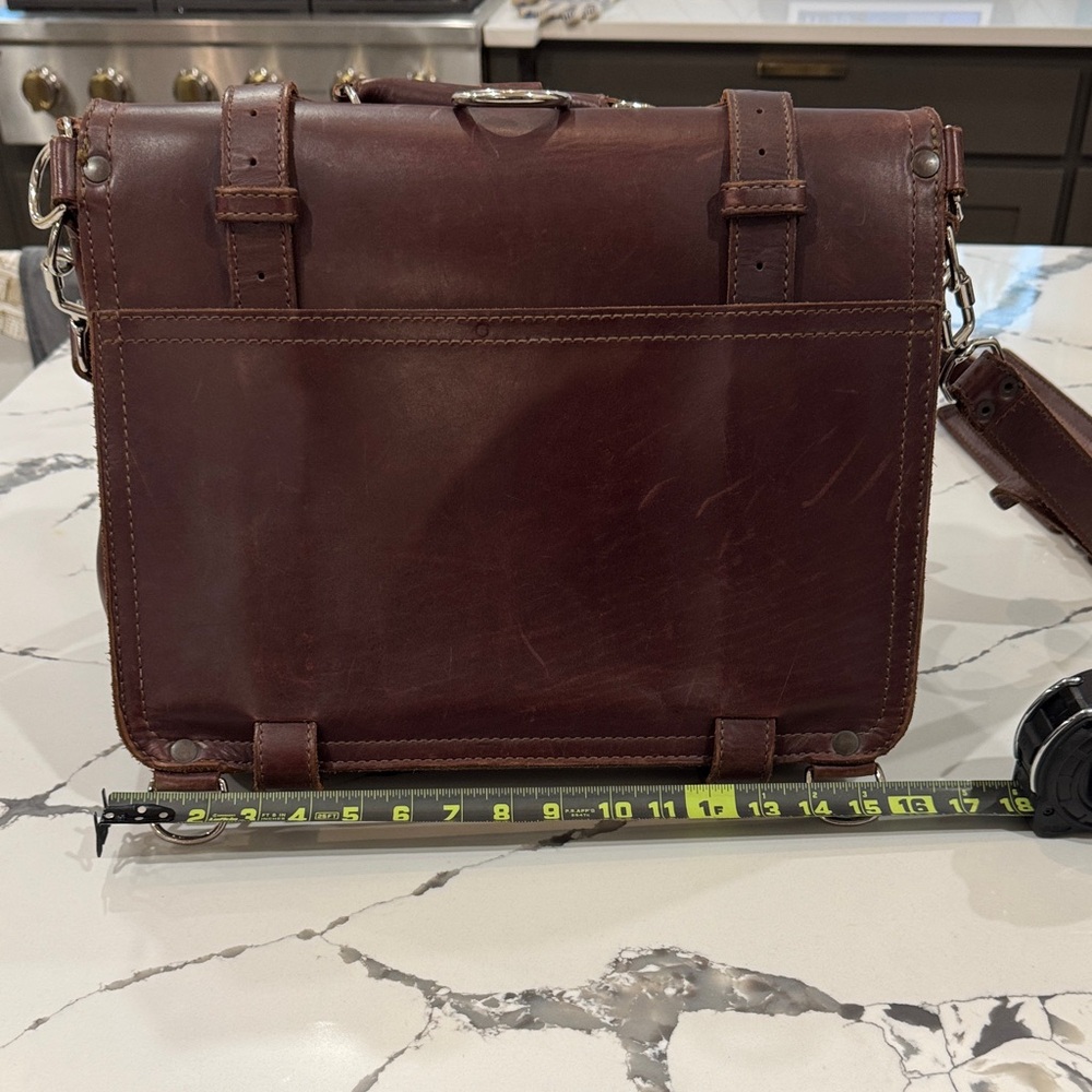 Saddleback Large Classic Leather Briefcase - Picture 3 of 9